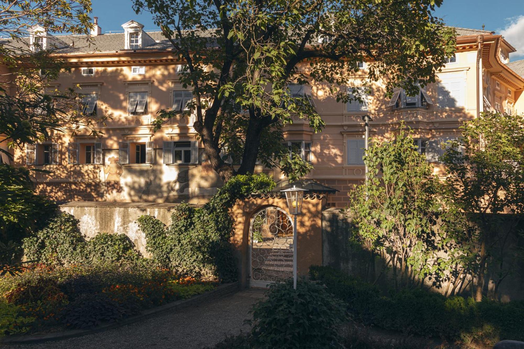Hotel Elephant Bressanone Exterior photo